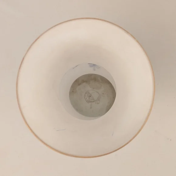 Vintage Frosted Glass Vases - Picture 4 of 10